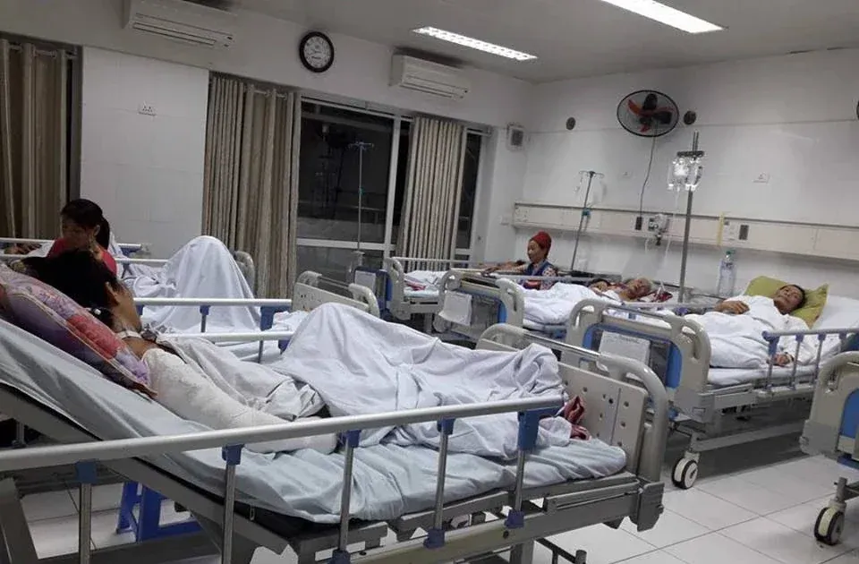 99+ ảnh nằm viện chất lượng cao sắc nét nhất · ảnh 2